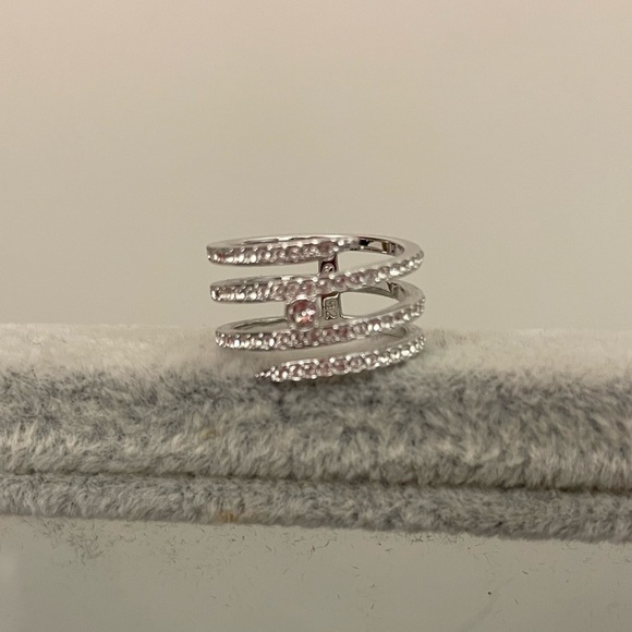 Swarovski ring - Picture 3 of 5